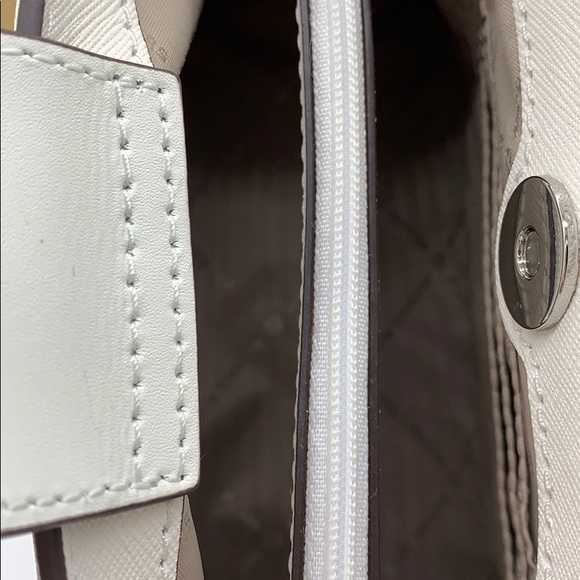 MICHAEL KORS RAYNE SM CROSSBODY OPTIC WHITE - Picture 16 of 16